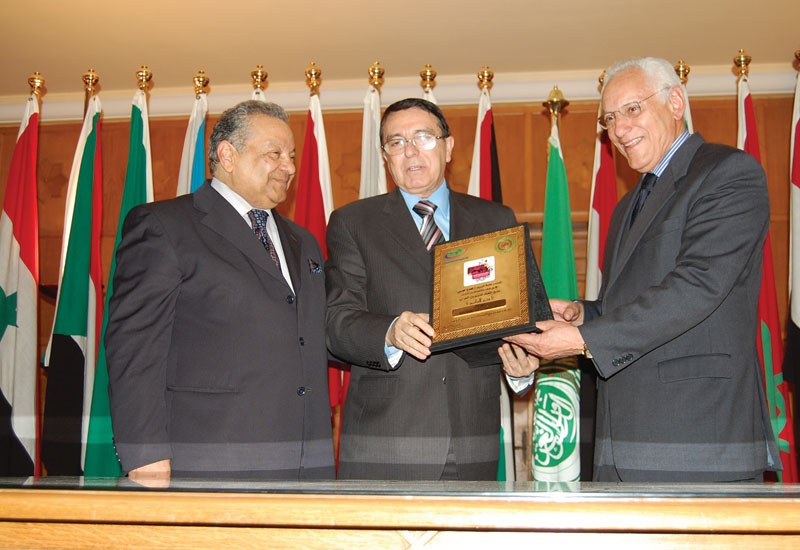 APUTV heads with the Syrian Minister of Culture, Dr. Riad Na'san Agha (centre). APUTV heads with the Syrian Minister of Culture, Dr. Riad Na'san Agha (centre).
