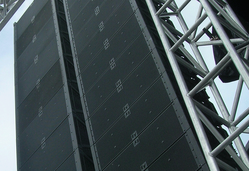 EV's XLC line-array in its natural environment. EV's XLC line-array in its natural environment.