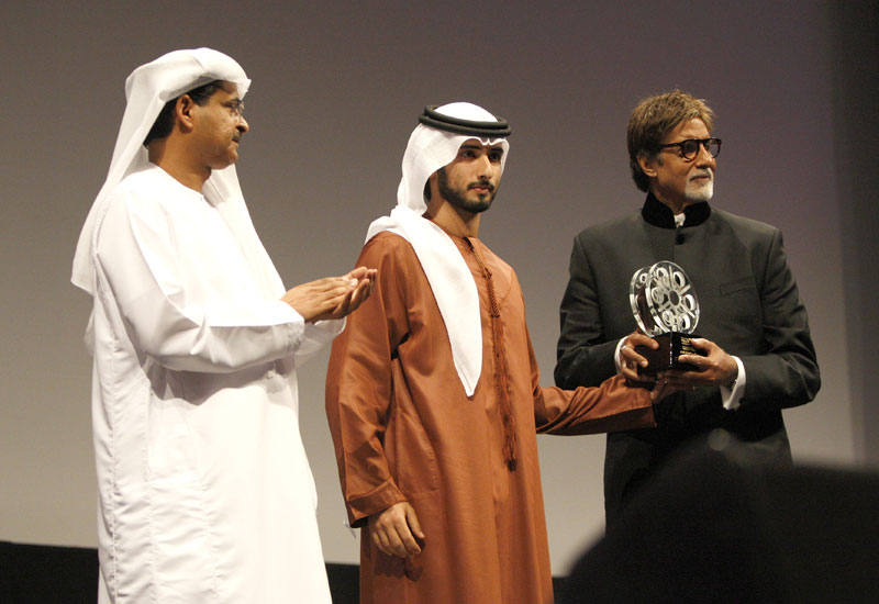 DIFF chairperson Abdulhamid Juma (extreme left) with HH Sheikh Majid bin Mohammed bin Rashid Al Maktoum and Indian movie legend Amitaabh Bachchan, who won the DIFF Lifetime Achievement Award. Dubai International Film Festival '09