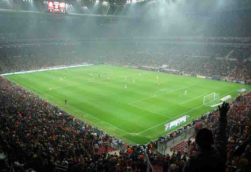 Eaw At Galatasaray Stadium The World S Loudest Digital Studio Middle East