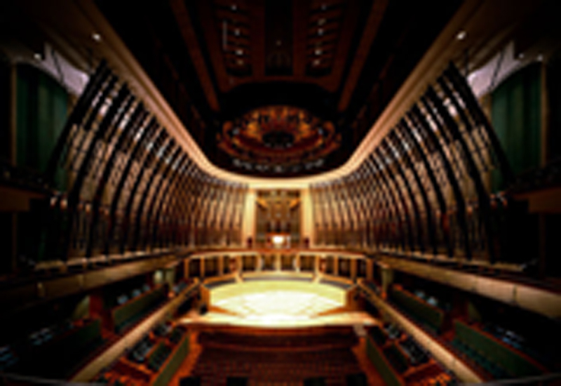 Cyrano, Esplande, Followspot, Fresnel, Lighting, Robert Juliat, Theatres on the Bay, Total Solutions Marketing, News, International News Cyrano, Esplande, Followspot, Fresnel, Lighting, Robert Juliat, Theatres on the Bay, Total Solutions Marketing, News, International News