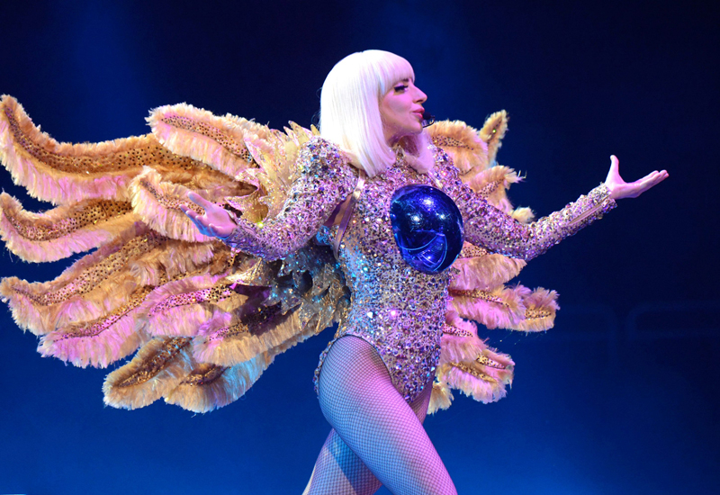Gaga performs live for her Little Monsters Gaga performs live for her Little Monsters