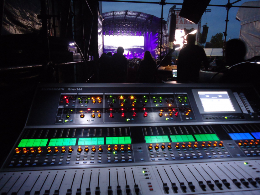 iLive at HopFest. iLive at HopFest.