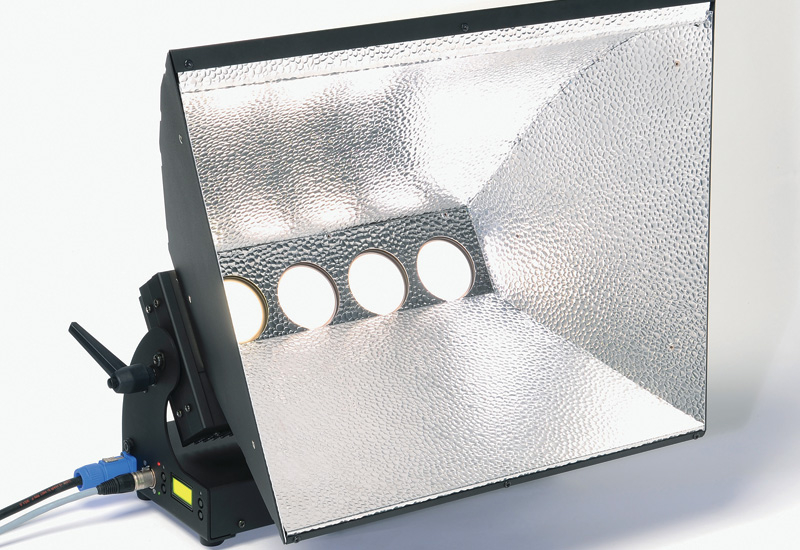 ADB Lighting Technologies - ALC4 CYC LED ADB Lighting Technologies - ALC4 CYC LED