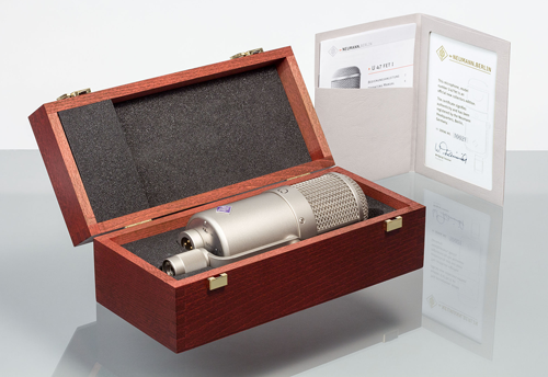 The Collectors Edition U 47 fet - with wooden case and individual certificate. The Collectors Edition U 47 fet - with wooden case and individual certificate.