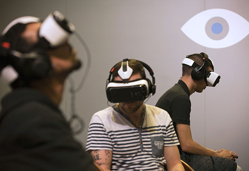 Gamers get their hands on the Oculus Rift prototype Gamers get their hands on the Oculus Rift prototype