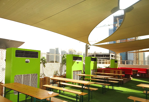 Flow Air & Power beats the heat at the Media One Hotel's Garden on 8 venue. Flow Air & Power beats the heat at the Media One Hotel's Garden on 8 venue.