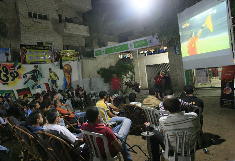 Outdoor screens are one likely application for Super Hi-Vision (Mohammed Abed/AFP/Getty Images). Outdoor screens are one likely application for Super Hi-Vision (Mohammed Abed/AFP/Getty Images).