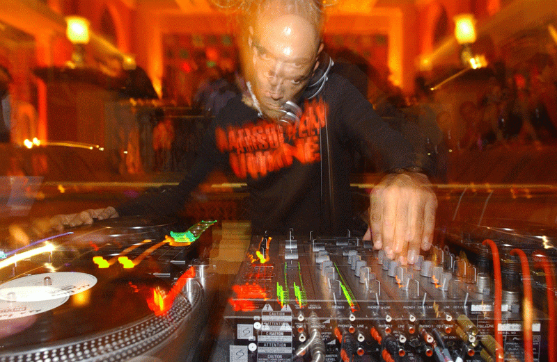 DJ Pierre Ravan opened the new Terraza Martini nightclub in Dubai on March 20. DJ Pierre Ravan opened the new Terraza Martini nightclub in Dubai on March 20.