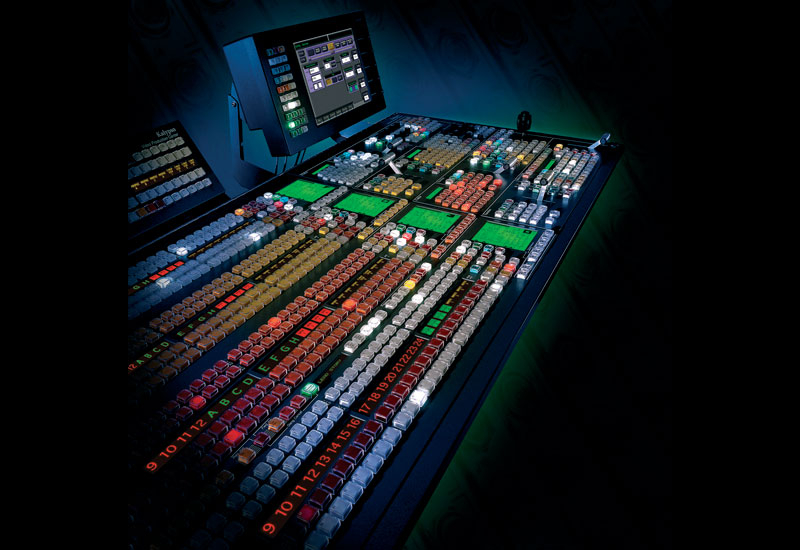 Kalypso was amongst the first switchers to incorporate digital video effects. Kalypso was amongst the first switchers to incorporate digital video effects.