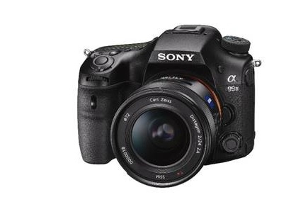 The α99 II is also well suited for video, allowing full-frame 4K recording at 30 fps max. The α99 II is also well suited for video, allowing full-frame 4K recording at 30 fps max.