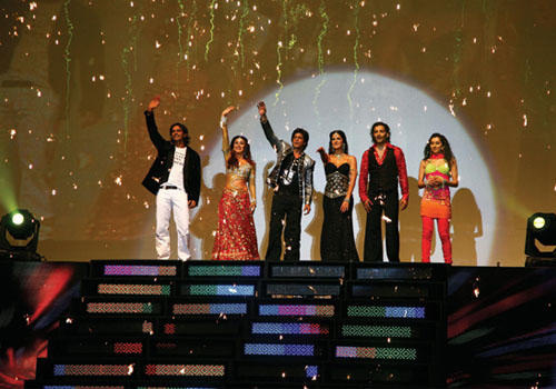More than 25,000 fans flocked to Dubai Festival City to see Bollywood?s 'Badshah' Shahrukh Khan. More than 25,000 fans flocked to Dubai Festival City to see Bollywood?s 'Badshah' Shahrukh Khan.