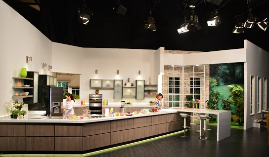 Roya TV recently upgraded with two new studios in Jordan Media City. Roya TV recently upgraded with two new studios in Jordan Media City.
