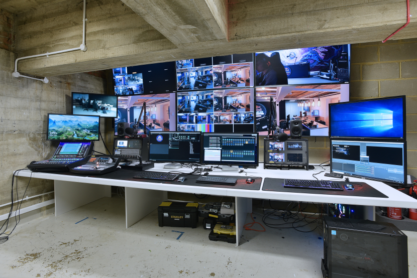 Blackmagic Design, URSA Mini, ATEM 4 M/E, Esports, System integration, Live production, Broadcast workflow, Streaming sports, Gaming Blackmagic Design, URSA Mini, ATEM 4 M/E, Esports, System integration, Live production, Broadcast workflow, Streaming sports, Gaming