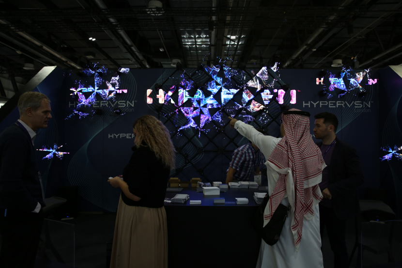 Hypervsn Launches 3d Holographic Display Platform In Uae Digital