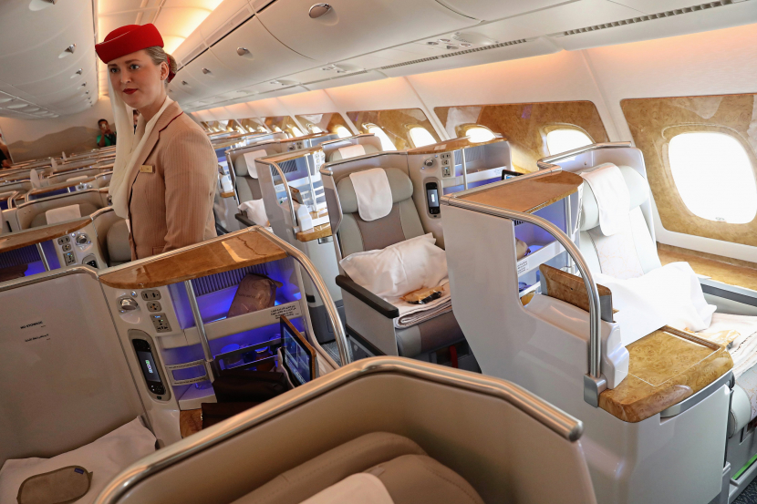 Inflight entertainment, Emirates, Airlines, Streaming, Netflix, Amazon, Licensing Inflight entertainment, Emirates, Airlines, Streaming, Netflix, Amazon, Licensing