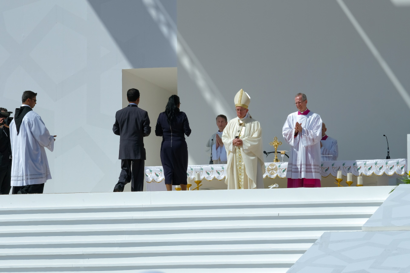The Papal mass was held in Abu Dhabi in early 2019. The Papal mass was held in Abu Dhabi in early 2019.