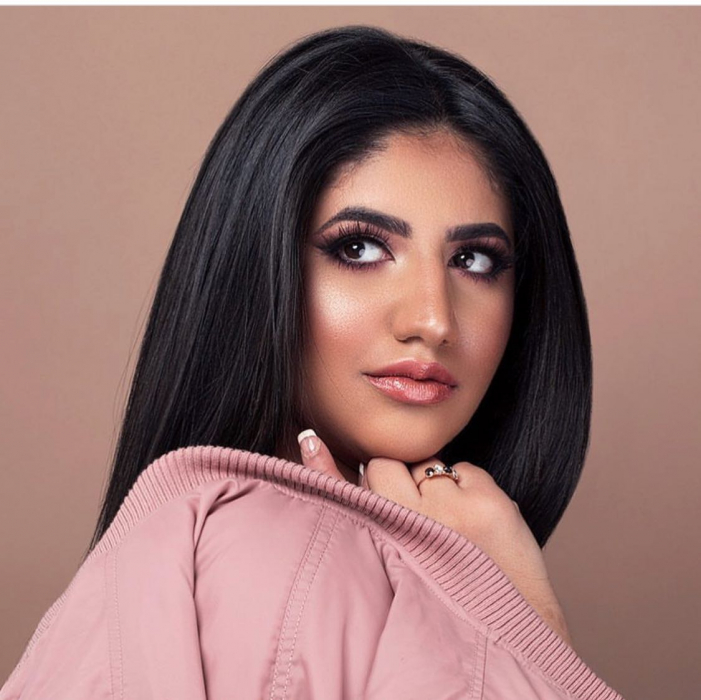Noor Stars is renowned YouTuber from the Middle East. Noor Stars is renowned YouTuber from the Middle East.